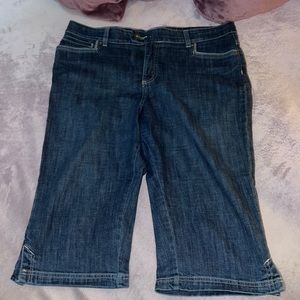 EUC LEE Capris Jeans Size 16P
